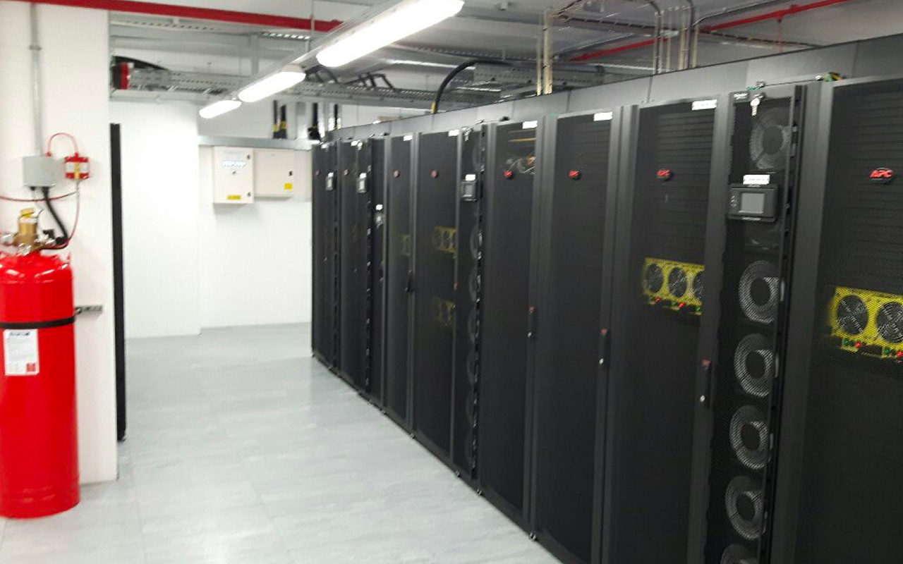 Automated Containment System Designing an airflow containment system | Holborn Group | Air ...